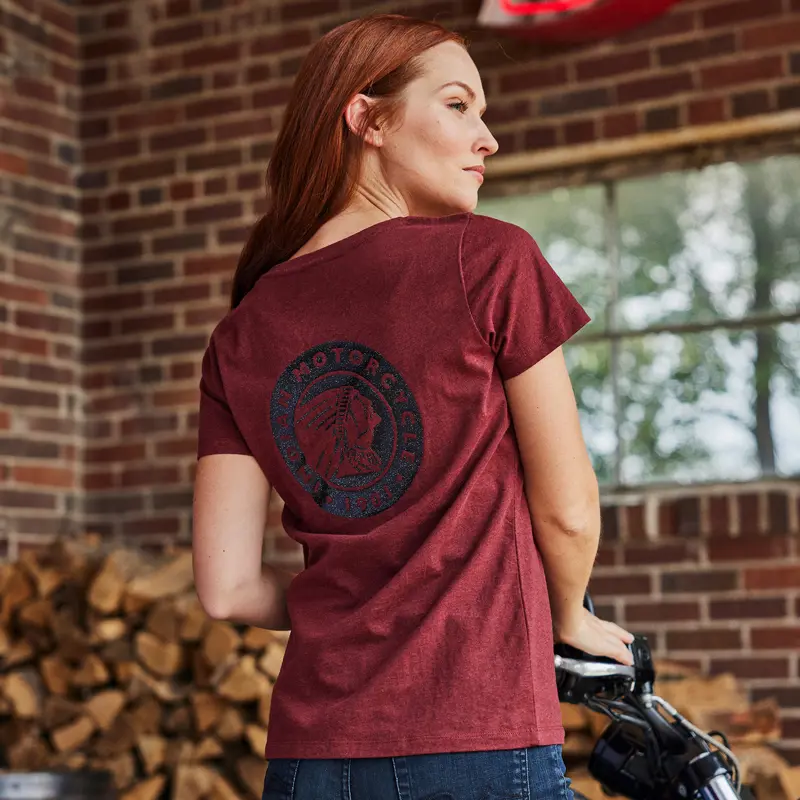 Glitter Back Headdress T-Shirt - Indossata